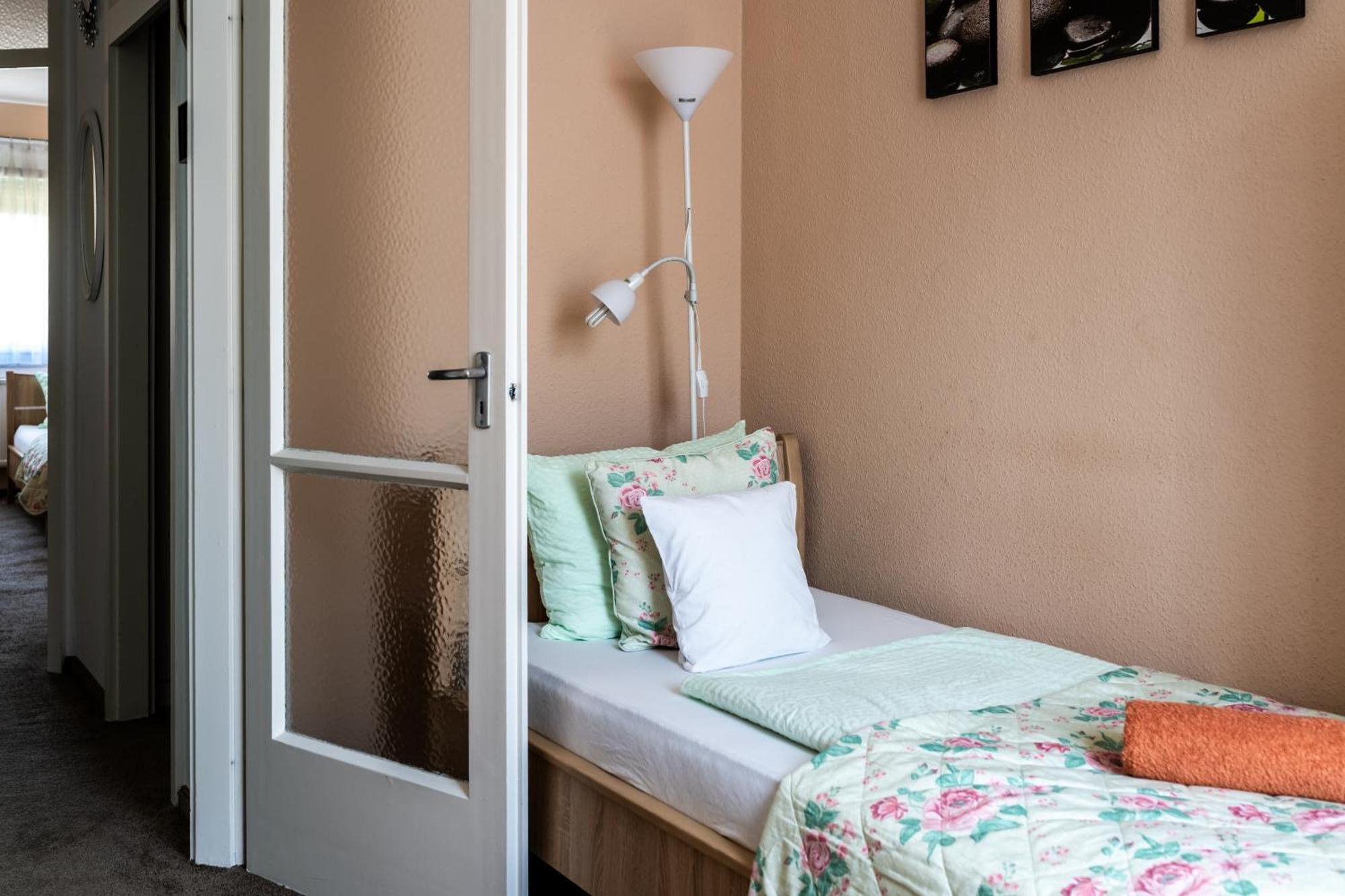 Flower Apartment Hévíz Esterno foto